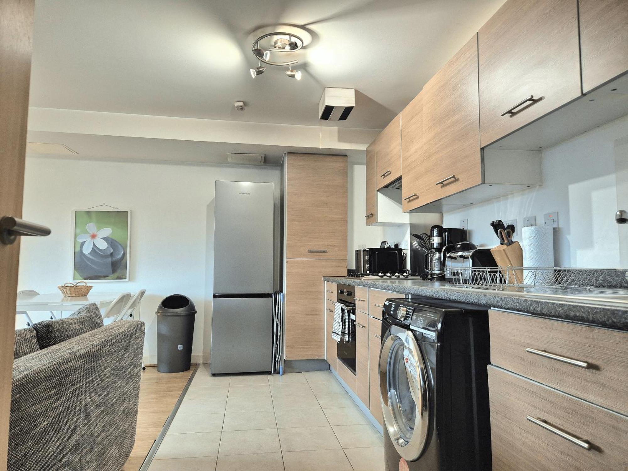 Appartamento Spacious 1 Bedroom Apartment, Opposite The Metro Station, Very Location